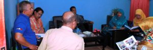 Unit pelatihan  IKM Kalbar Studi Banding Ke kerajinan Batu Aji