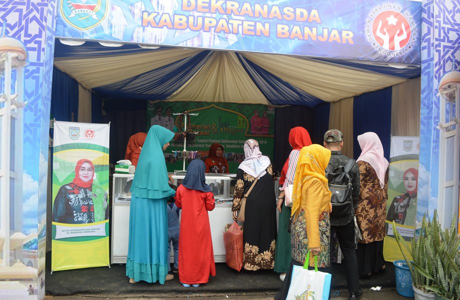 STAND DEKRANSDA KAB. BANJAR TURUT SERTA DI BAZAR & PAMERAN MTQ NASIOANAL XXXI DI TABALONG