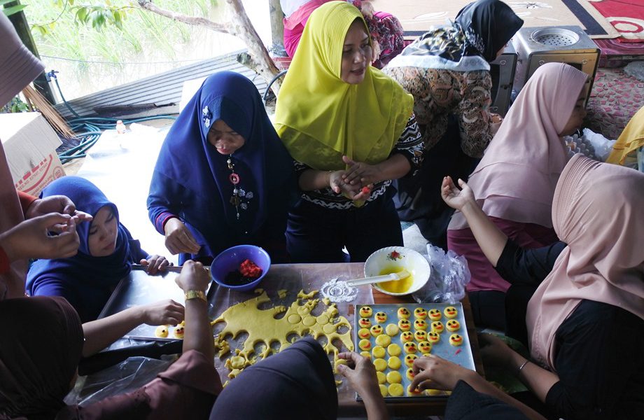 PELATIHAN KUE DI DESA BANUA ANYAR
