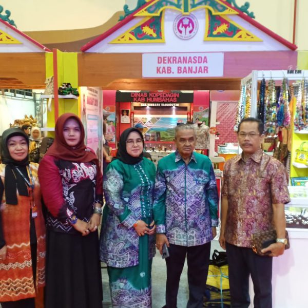 SASIRANGAN MOTIF BERLIAN DIMINATI DI INACRAFT 2019