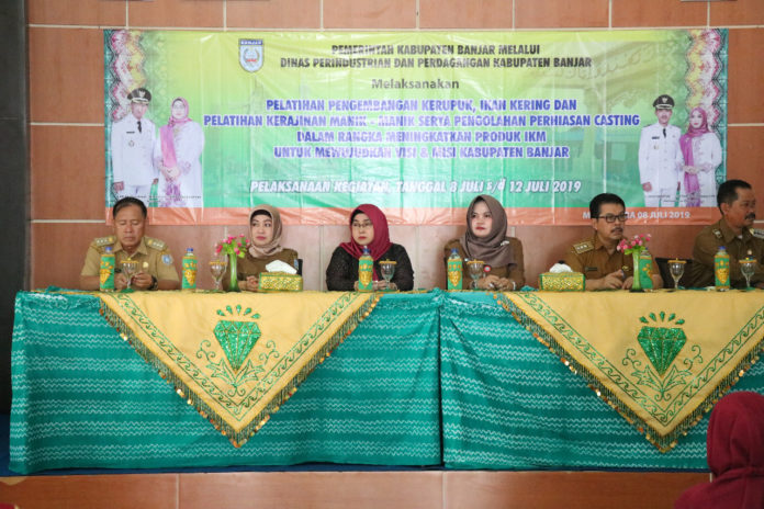 TIGA BIDANG DISPERINDAG BANJAR GELAR PELATIHAN SERENTAK
