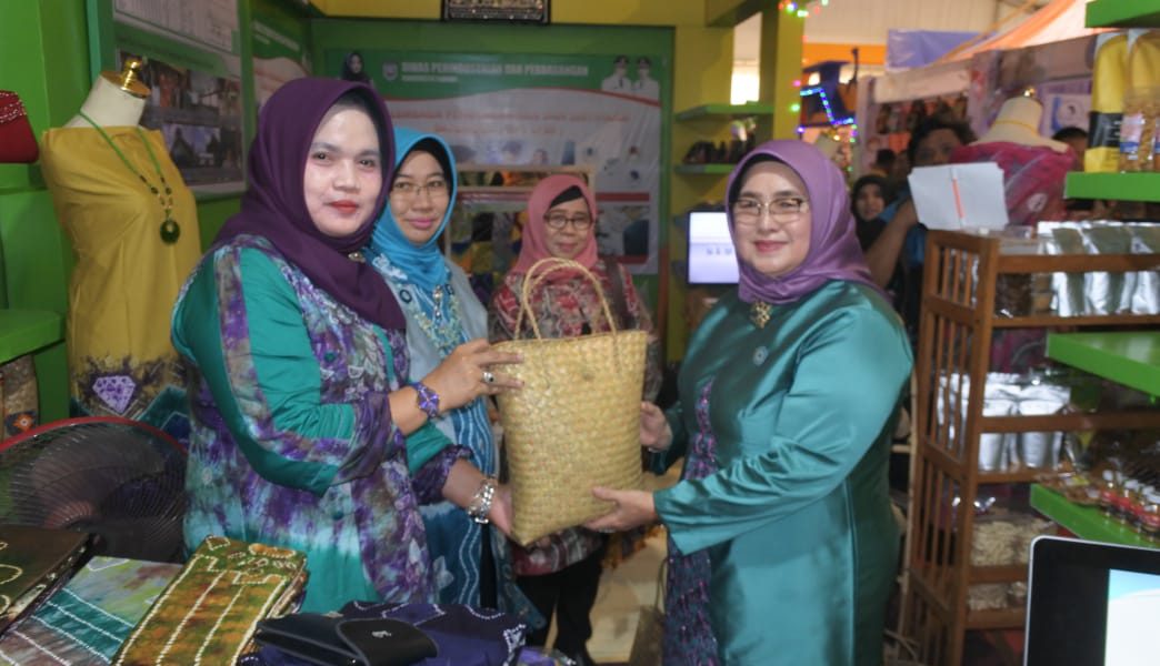 DISPERINDAG GENCAR PROMOSIKAN PRODUK IKM DI BANJAR EXPO