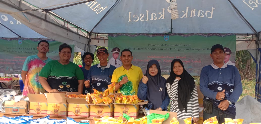 DISPERINDAG GELAR PASAR MURAH CUACA EKSTRIM DI DESA LOK BAINTAN