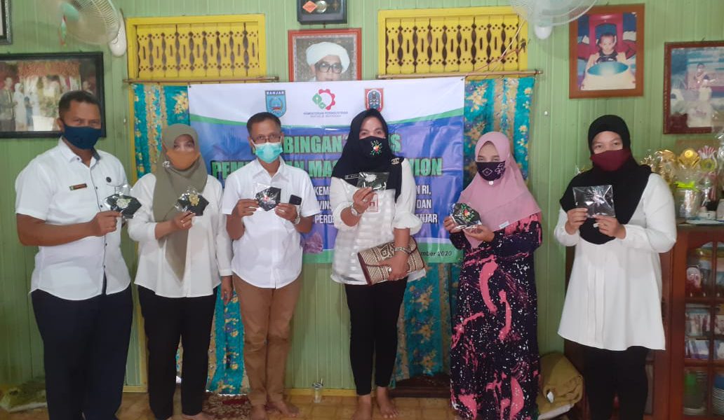Disperindag Kabupaten Banjar Dorong IKM Bikin Masker Medis