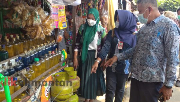 Disperindag-Satgas Pangan dan PT Pertamina Sidak LPG