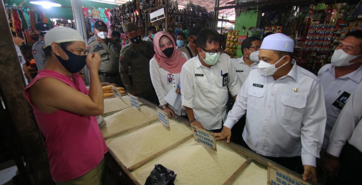 Wakil Bupati Banjar Said Idrus Inspeksi Mendadak Harga Sembako Di Pasar Martapura