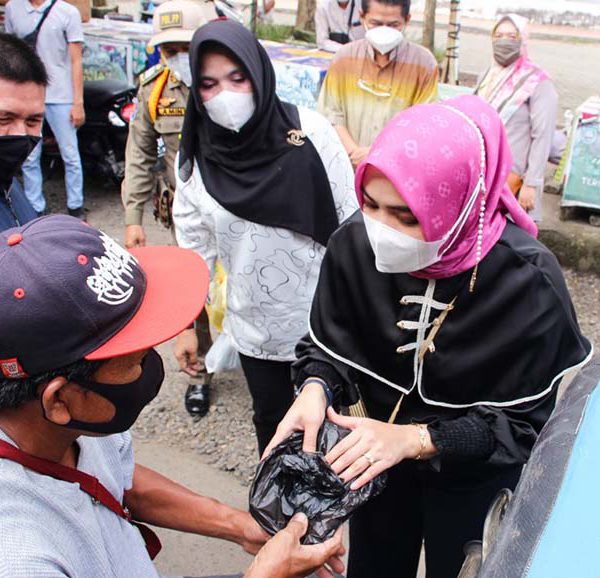 Nurgita Pimpin Rombongan PELITA Ramadan Untuk Berbagi