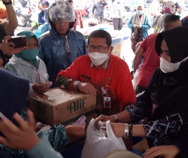 Gelar Operasi Pasar Murah, 1.200 Liter Minyak Goreng Ludes Terjual Kurun Waktu 1 Jam