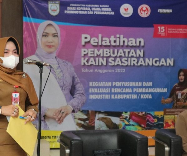 Pelatihan Bikin Kain Sasirangan Dinas KUMPP Banjar Diikuti Peserta dari  Lima Kecamatan