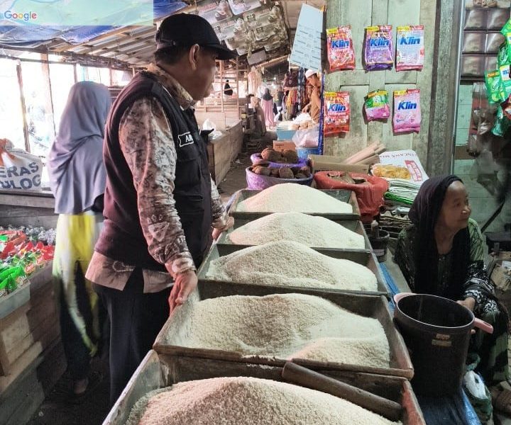 Pemantauan Harga dan Stok Bapokting di Astambul dan Simpang Empat, Harga Terpantau Stabil