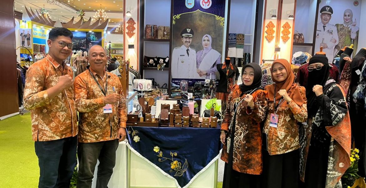 Tampilkan Beragam Produk Unggulan Daerah, Dekranasda Banjar Ikuti INACRAFT 2026 di Jakarta