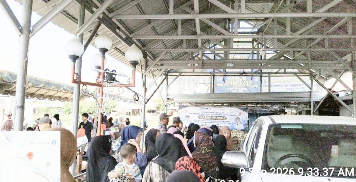 Pasar Murah Hari Ke-17 di Desa Dalam Pagar Berjalan Tertib dan Lancar