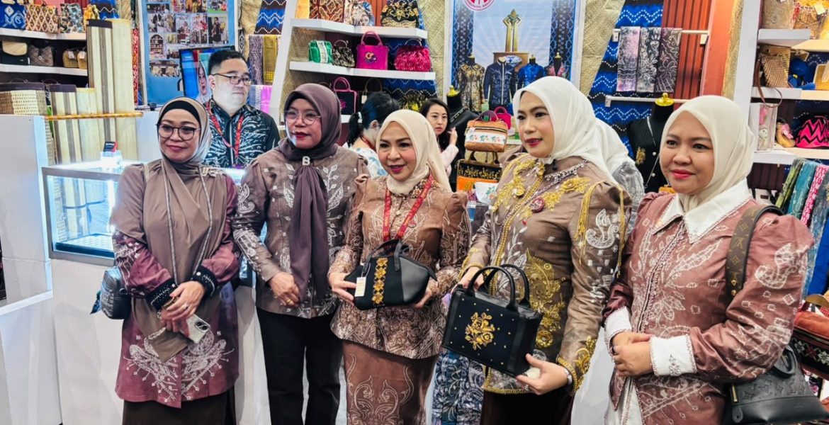 Dekranasda Kabupaten Banjar Promosikan Kerajinan Daerah di Kriyanusa 2026